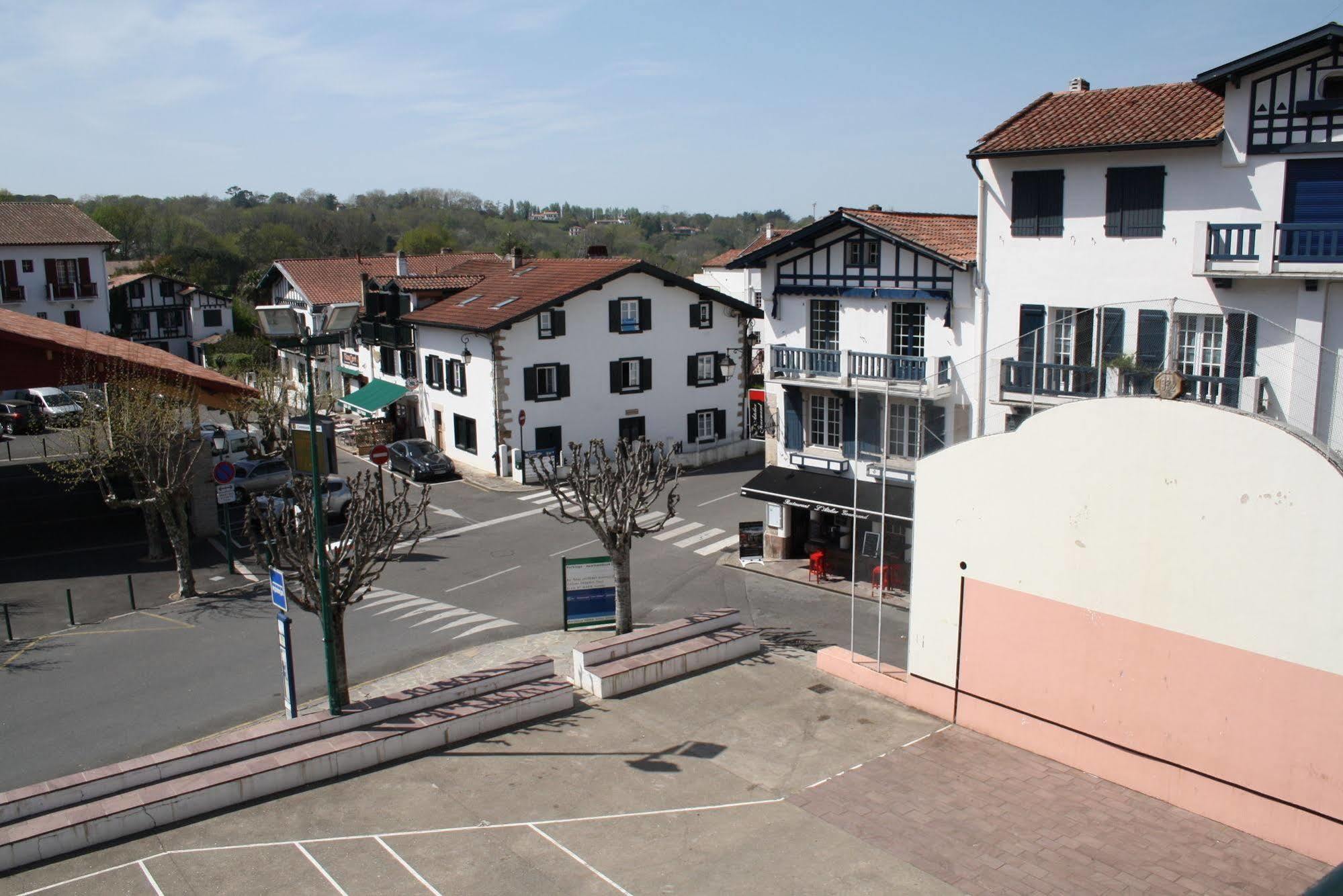 Hotel De La Rhune Ascain Exterior foto